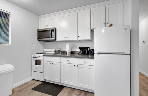 Judkins Park Apartment | Judkins Upper Suite Near Downtown & Light Rail