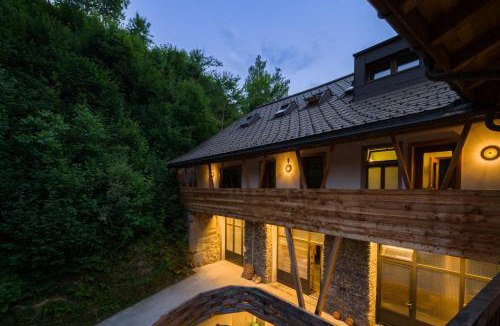 Trin Hostel | Jugendherberge Trin