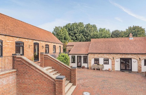 Horncastle Cottage | Juice Trump - UK36670