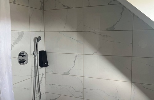 Montmarault Apartment | Jules & Leonard room in Château Camus