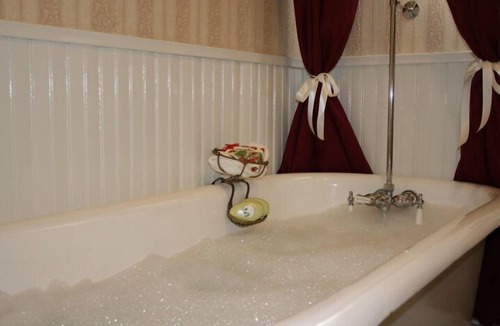 Julian Bed & Breakfast | Julian Gold Rush Hotel