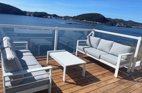 Salt Harbour House | Julia’s Landing - 10km from Twillingate