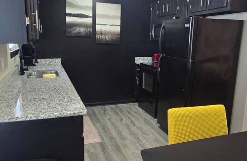 Radcliff Apartment | JuLicia's Place