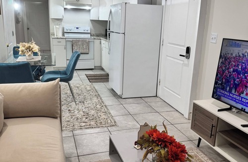 Hempstead Apartment | Julie's Cozy 2 Bedroom Apartment