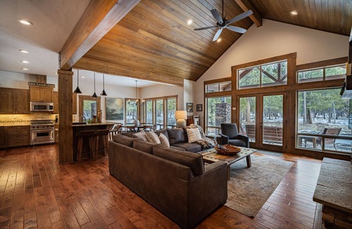 Sunriver House | July 12-19th JUST OPENED Happiness Just Around The Bend, Caldera Springs, Bend
