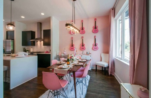 Nashville House | July 4 fireworks views, rooftop decks, karaoke rooms near Broadway