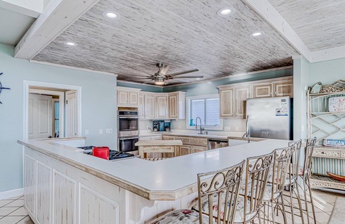 Morgantown House | July 4 Week Open! Beachfront - Pools & Pickleball