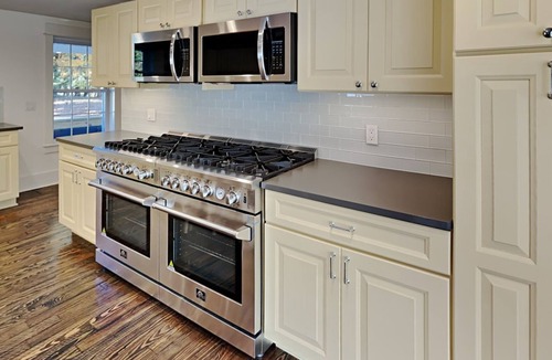 Glenn House | July 4th Discount-Private Compound, Main+Cottage/Cabins,Indoor Pool Spa