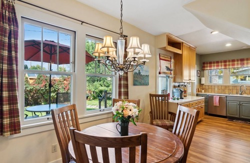 Old North End House | July 4th OPEN! Historic Family Retreat - Near Downtown & CC - large, private