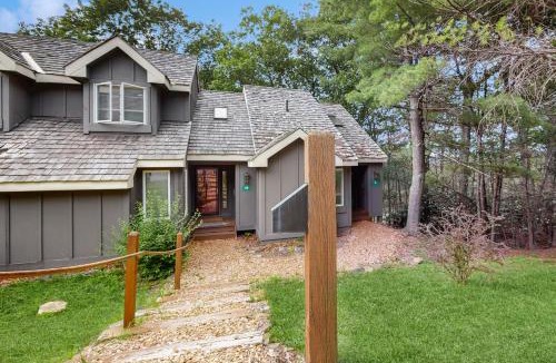 White Haven House | Jumpin' Jack Frost