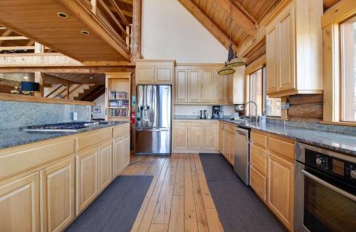 Sisters House | Jumping Juniper Ranch Main House