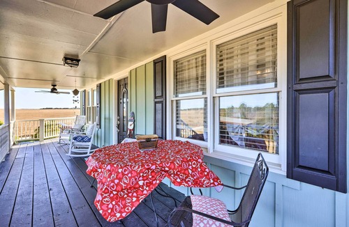 Howard House | Junction City Home: Large Yard & Deck!