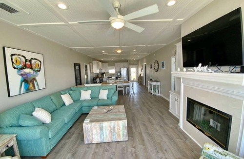 Morgantown House | June 13 Week Open! Views! Pools/Tennis/Pickleball
