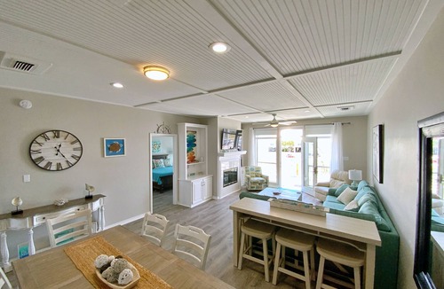 Morgantown House | June 13 Week Open! Views! Pools/Tennis/Pickleball