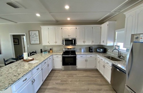 Morgantown House | June 13 Week Open! Views! Pools/Tennis/Pickleball