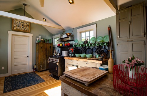 Provincetown House | June 28 July 5 still open! Heated pool, water views, hot tub ,sauna steam shower