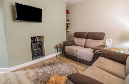 Denbigh House | June Cottage, DENBIGH