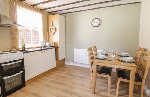 Denbigh Cottage | June Cottage