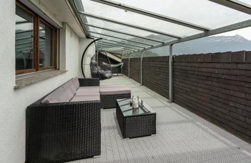 Wilderswil Apartment | Jungfrau-View Apartment, terrace & free parking