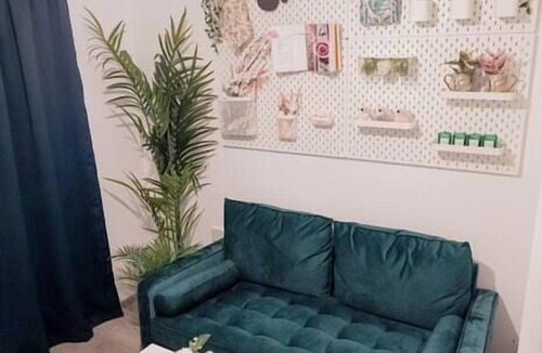 Great Houghton Apartment | Jungle at Forest Home