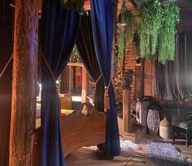 Martin Villa | Jungle Cabin