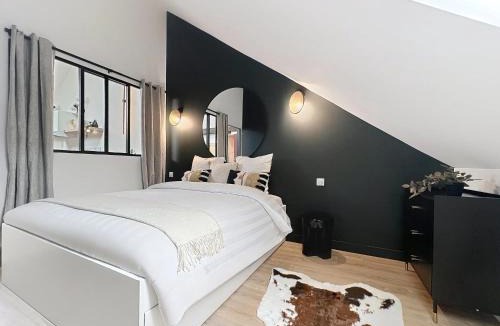 Hincmar Apartment | Jungle - Cathédrale - Centre