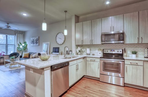 Loring Heights Apartment | "Jungle Fever" Midtown!