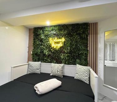 Beauvais Apartment | Jungle house,Arr autonome,Proche Aéroport & Gare