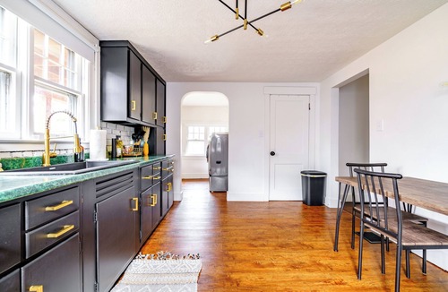 Chillicothe House | Jungle House Luxury Stays - Downtown Chillicothe