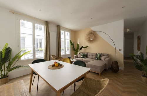 Bercy Apartment | Jungle Juice, 3BR/2BA, 6 people