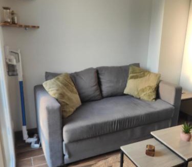 Tille Apartment | Jungle Loft - 3 min Beauvais Airport - Parking privé - Arrivée autonome