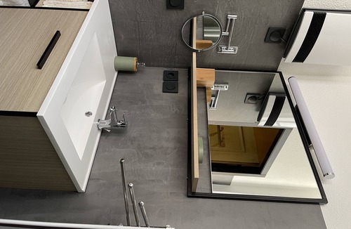 Romans-sur-Isere Apartment | JuNgLe ROOM