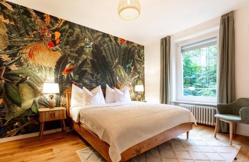 District 6 Apartment | Jungle Suite 3 King Beds & Terrace Zürich HB