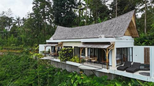 Tembuku Hotel | Jungle Valley Villas - Serenity Room