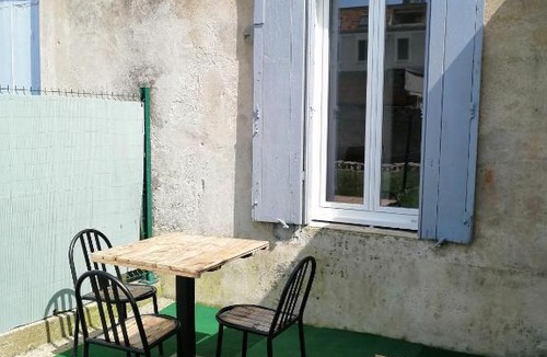 Tonneins Apartment | Jungle Zen Beau T2 avec jardin Gare 100m