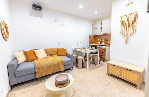 Albertville Apartment | Junglecavern - Private spa, unusual accommodation