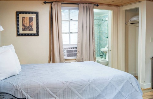 Bar Harbor Cabin | Junior Cabin 5A Acadia National Park Pet Free