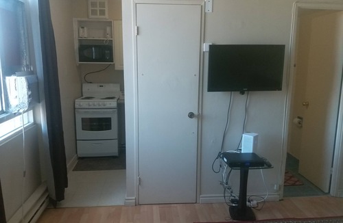 Church and Wellesley Apartment | Junior Studio Apartment in Downtown Toronto