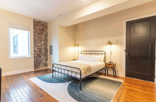 Frankfort Hotel | Junior Suite, Queen Accessible