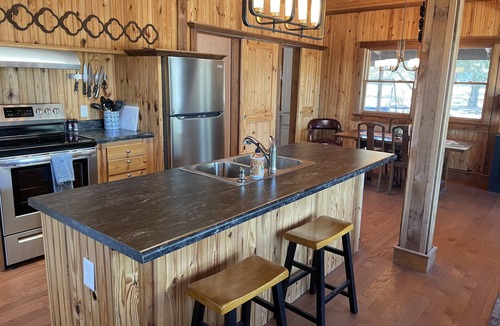 Round Mountain Cabin | Juniper, a quiet cabin retreat in the heart of the hill country.