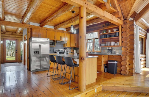 Bristolville Cabin | Juniper Cabin | Pond + Fire-pit