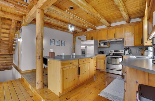 Bristolville Cabin | Juniper Cabin | Pond + Fire-pit