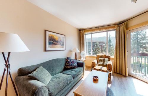 Mammoth Lakes Apartment | Juniper Springs 444