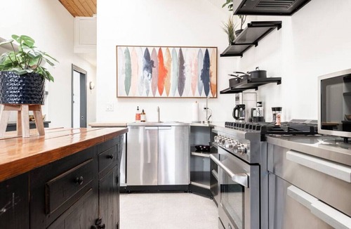 Stratford Apartment | Juno Lofts: Memories of SoHo