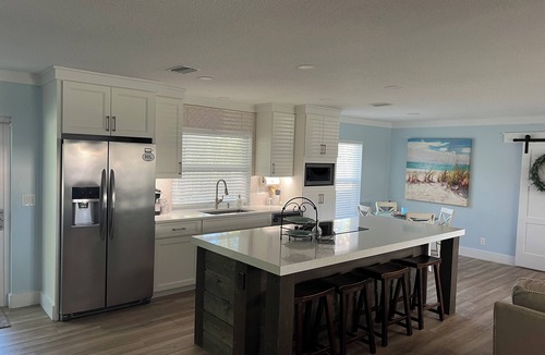 Yacht Club Estates House | Jupiter Beach Plum Cottage