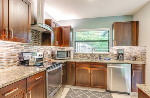 Jupiter Farms Cottage | Jupiter Cottage w/Patio, Gas Grill & Fire Pit!