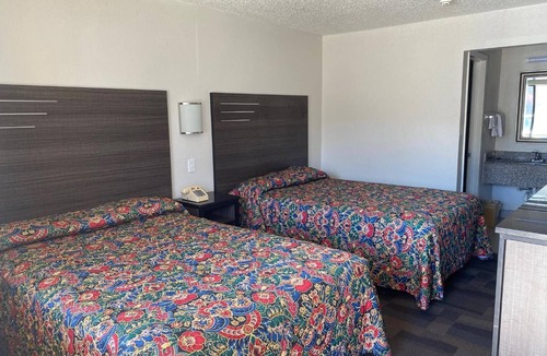 Garland Hotel | Jupiter Inn