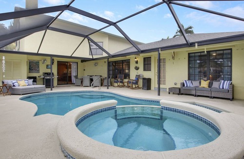 Hobe Sound House | Jupiter Island Beaches, Waterfront Home, Ocean Access, Pool & Boat Dock.