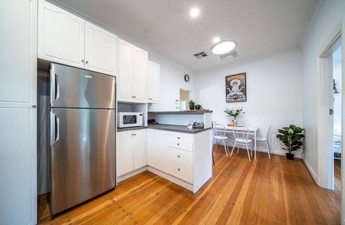 Torrensville House | Jupiter & Neptune - In-ground Pool & Mini Bar