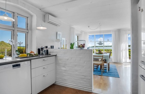 Snedsted House | "Jurien" - 50m to the fjord by Interhome